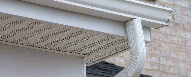 Toronto eavestrough installation